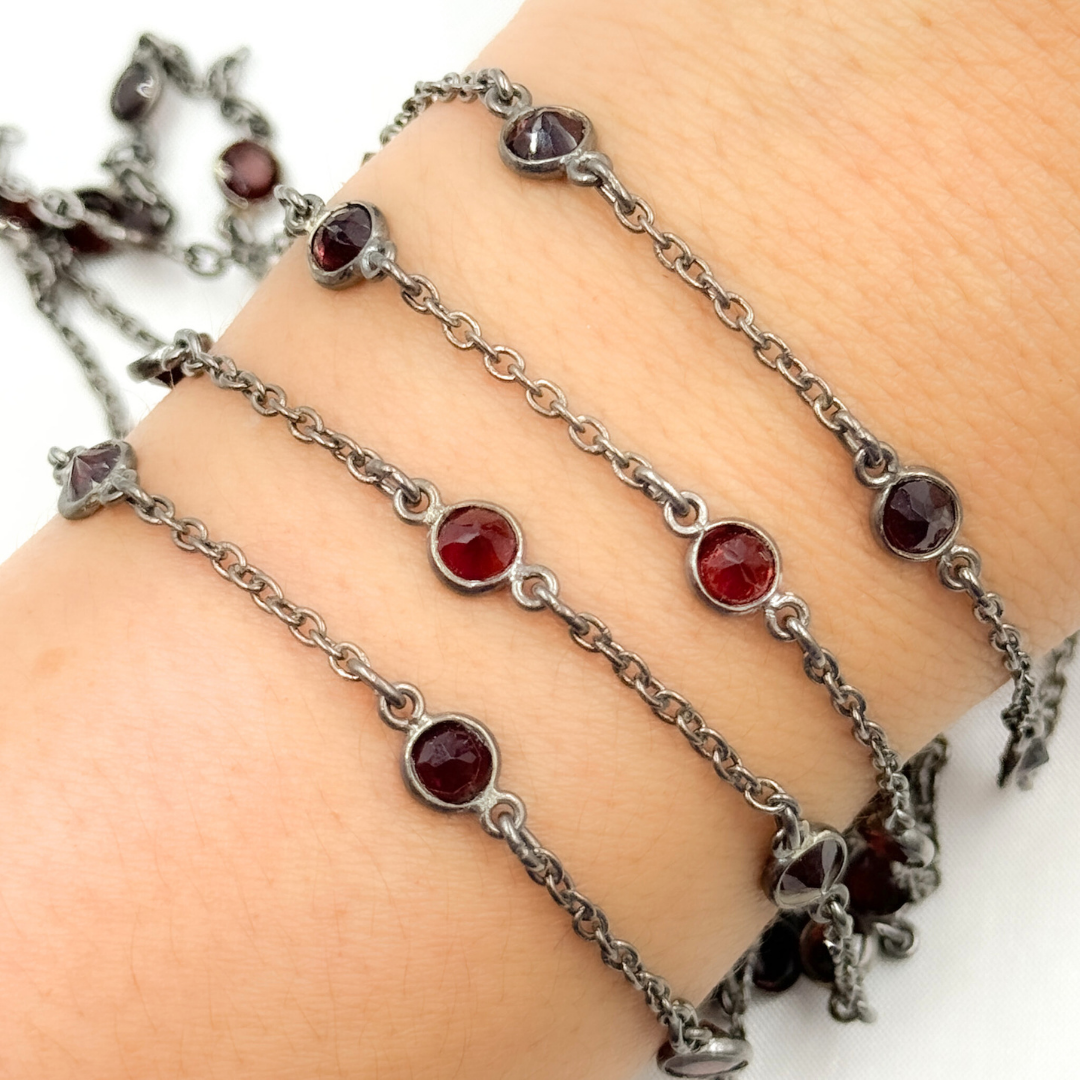 Garnet Round Shape Bezel Oxidized Wire Chain. GAR4