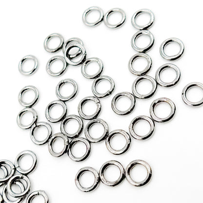 Black Rhodium Close Jump Ring
