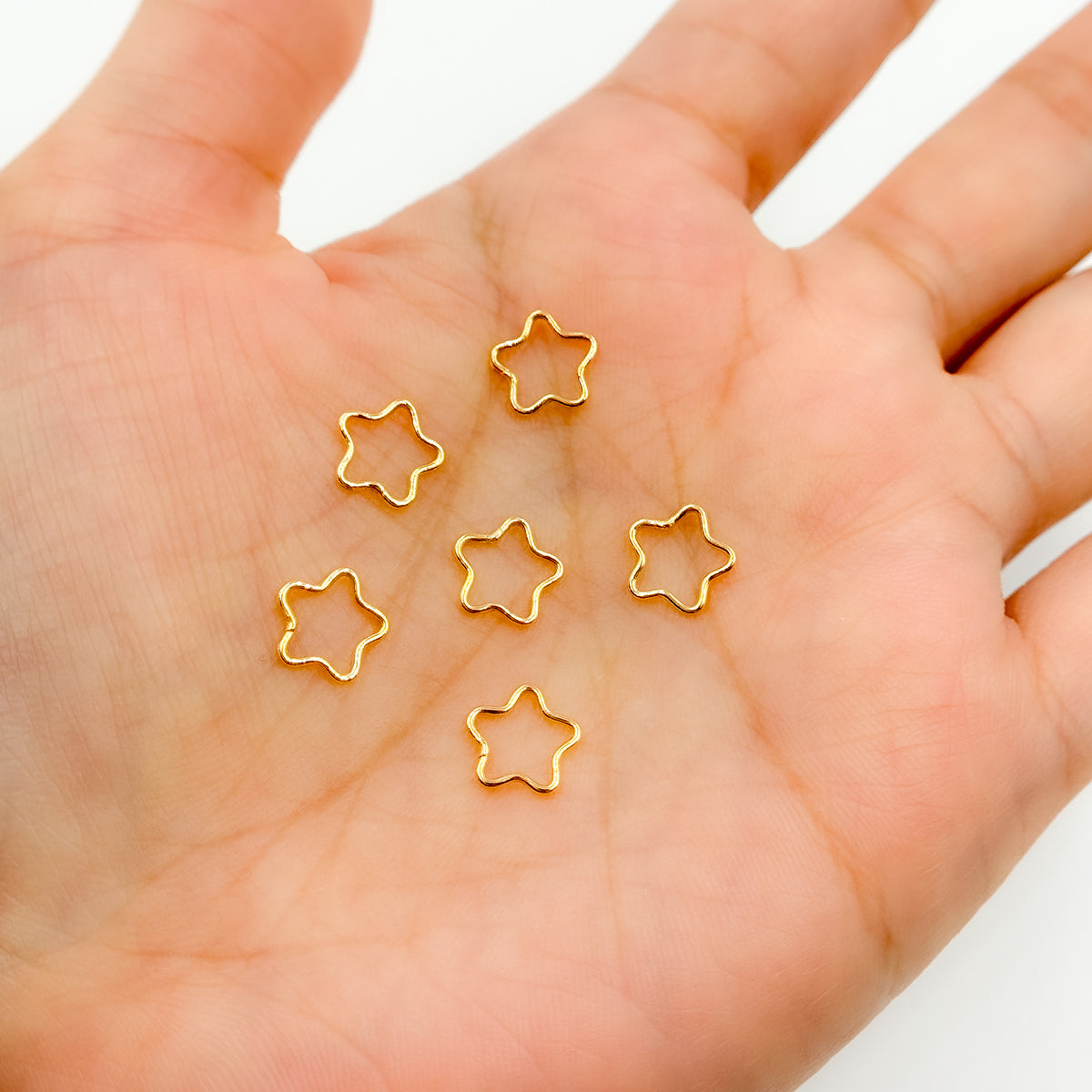 V292MGF. 14k Gold Filled Star Charm