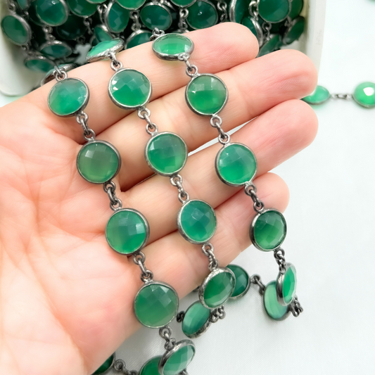 Green Onyx Round Shape Bezel Oxidized Wire Chain