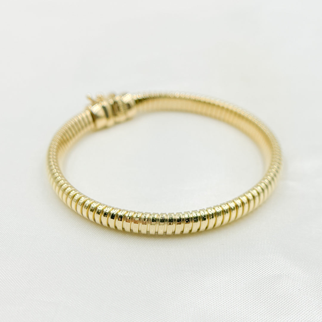 268/680G. 14K Solid Gold Bracelet