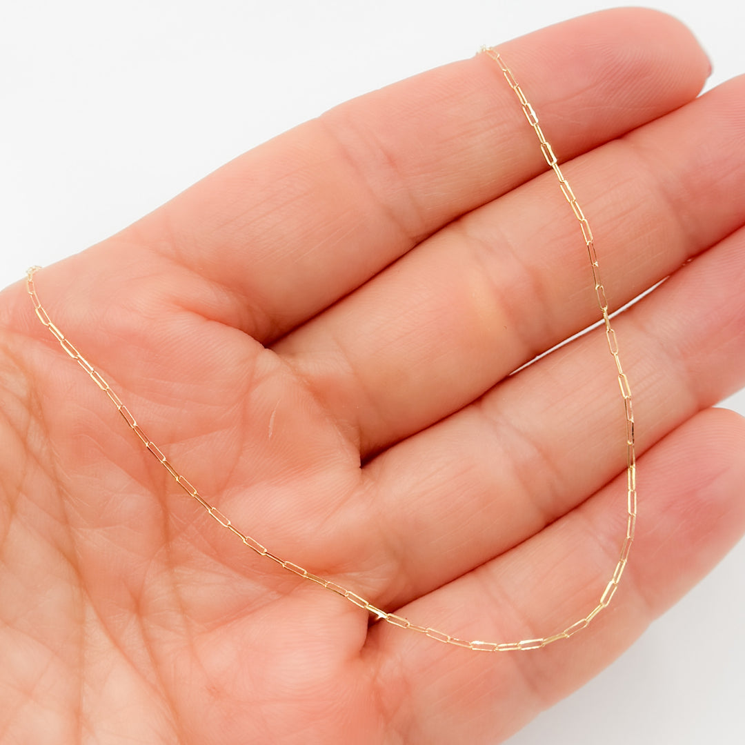 025FVBFVT518K. 18K Solid Yellow Gold Flat Paperclip Necklace