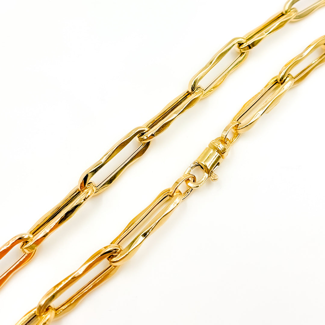 568/A041. 14K Solid Gold Hollow Flat Paperclip Link Necklace