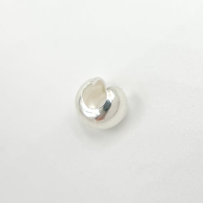 5004840CC. White Sterling Silver Crimp Cover. Size: 4mm. Sold by Package of 50 or 100 Pcs.