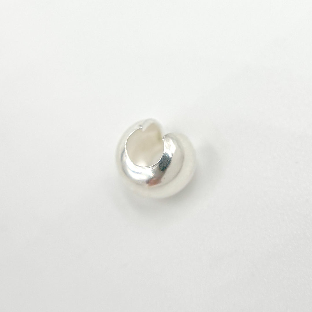 5004840CC. White Sterling Silver Crimp Cover. Size: 4mm. Sold by Package of 50 or 100 Pcs.