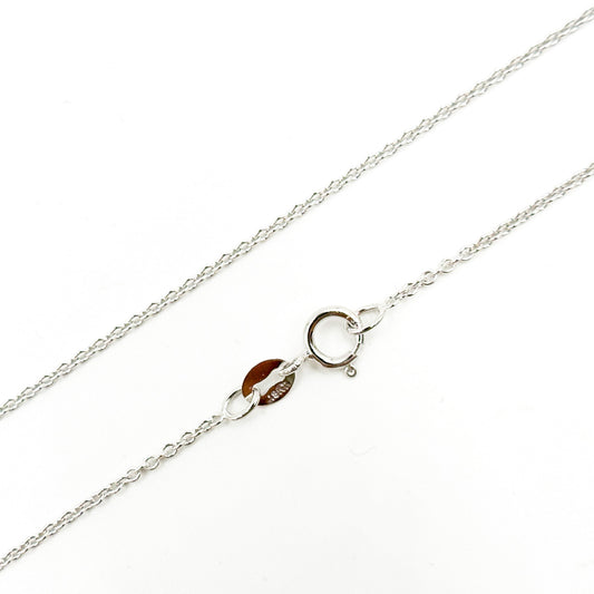 030RFLGWG18K. 18K Solid White Gold Cable Link Chain