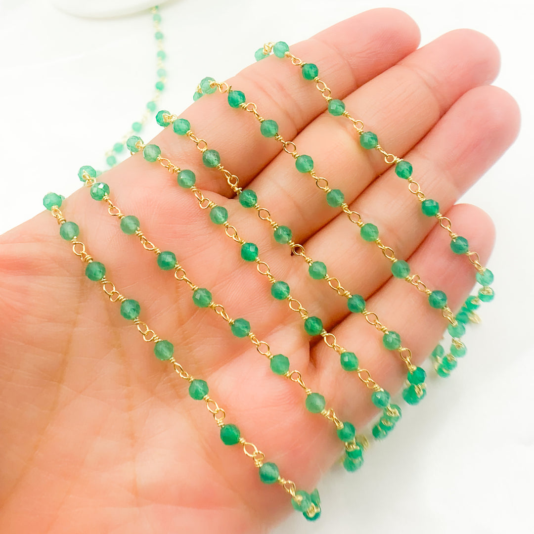 GRE9. Green Onyx Gold Plated Wire Chain