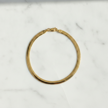 420CCTDBRA8BR. 14K Solid Gold Flat Snake Bracelet