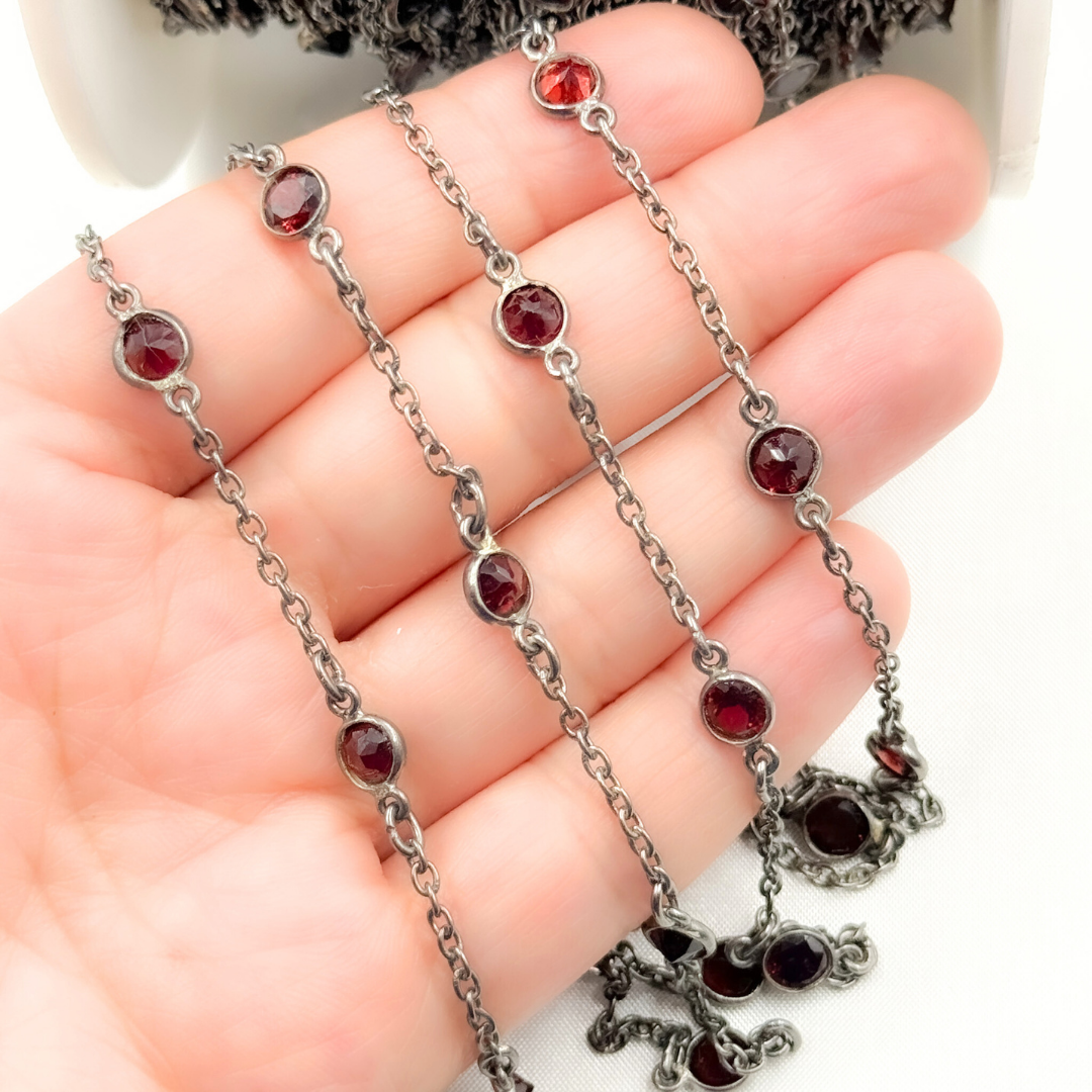 Garnet Round Shape Bezel Oxidized Wire Chain