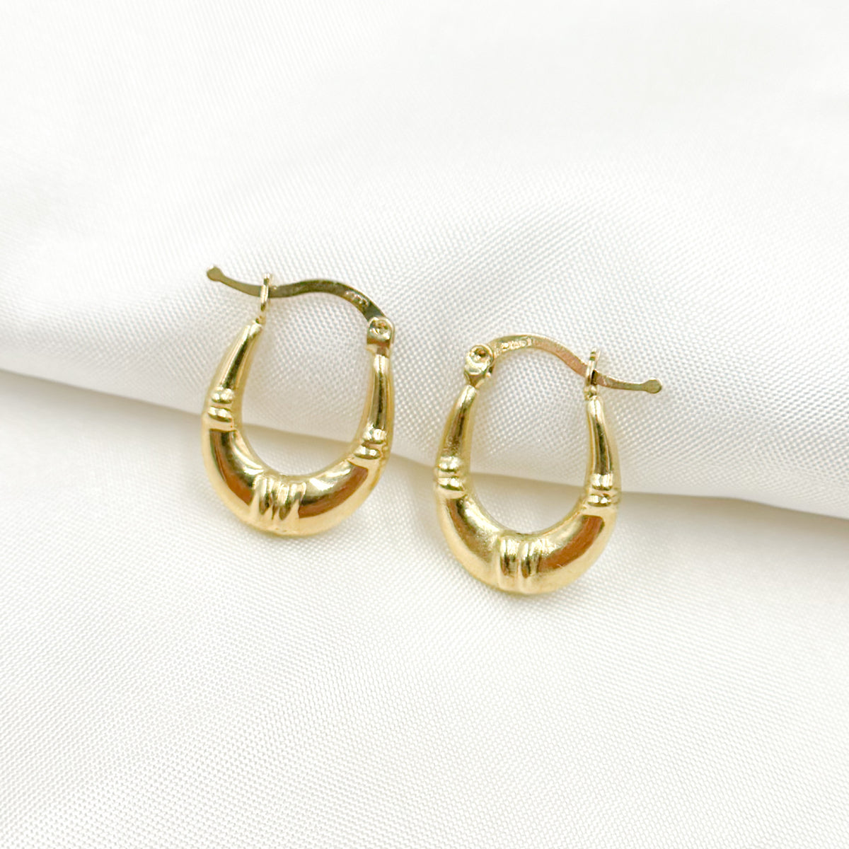 GER179. 14K Solid Gold Textured Hollow Hoops Earrings