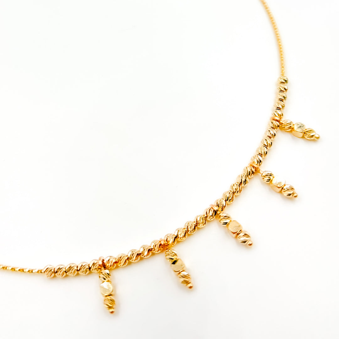275/390. 14K Solid Gold Fancy Choker Necklace