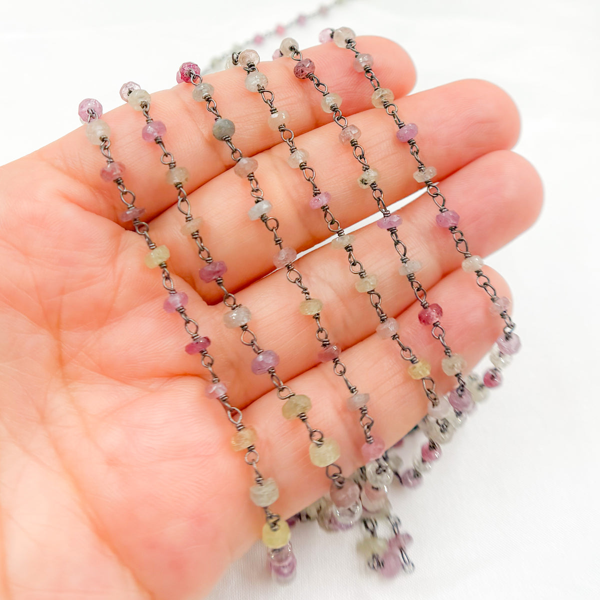 Multi Sapphire Oxidized Wire Chain