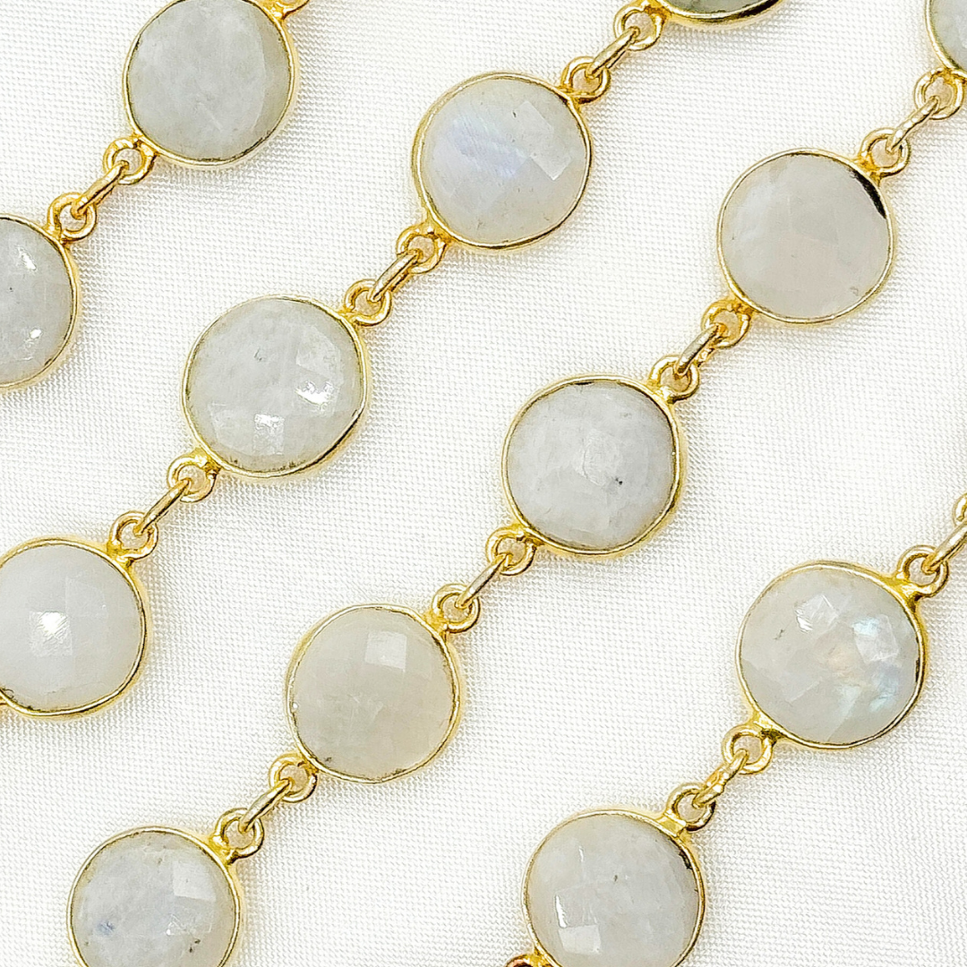 White Moonstone  Round Shape Bezel Gold Plated Wire Chain. CMS26