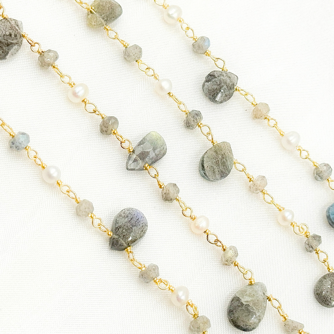 Labradorite & Pearl Gold Plated Wire Chain.