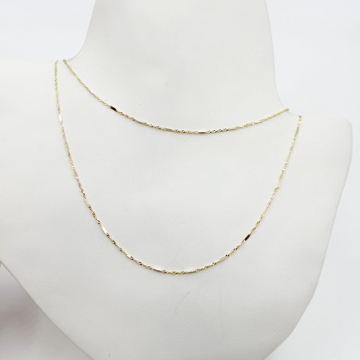 14K Yellow Solid Gold Flat Bar and Singapore Link Necklace