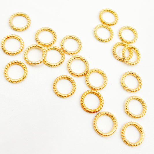 8MM Close Gold Plated Twisted Jump Ring