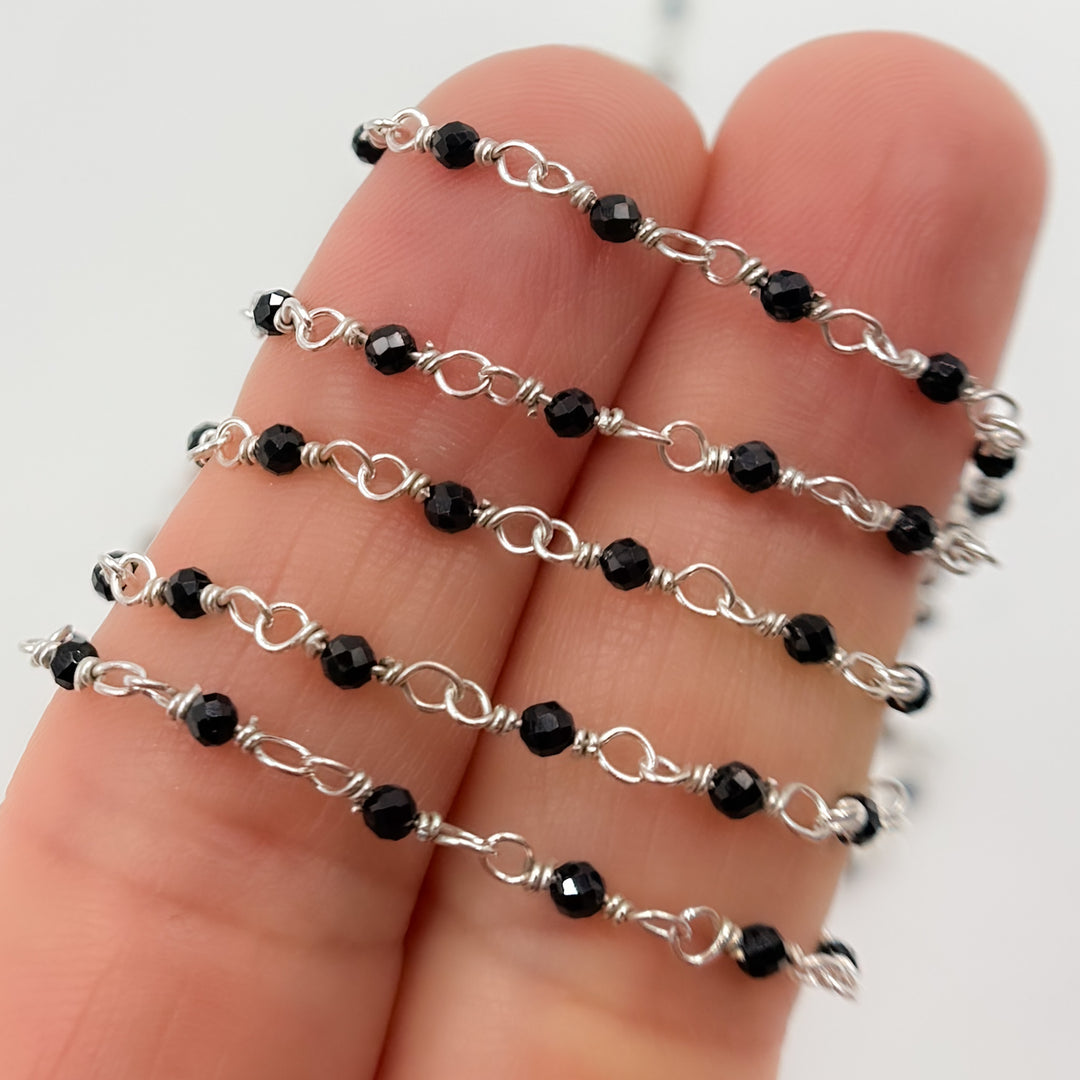 BSP62. White Sterling Silver Black Spinal Wire Wrap Chain