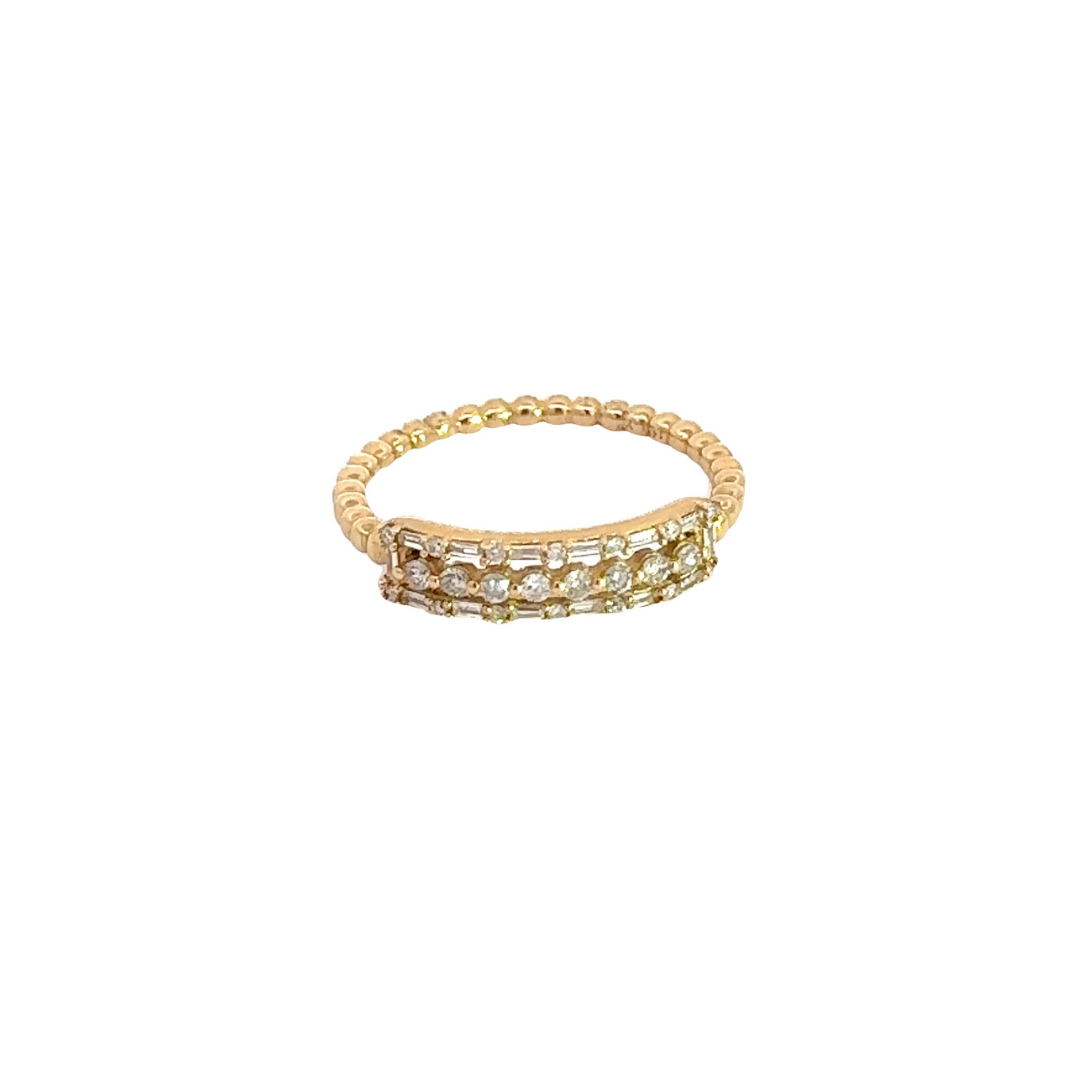 14k Solid Gold Diamond Ring. RFE15994