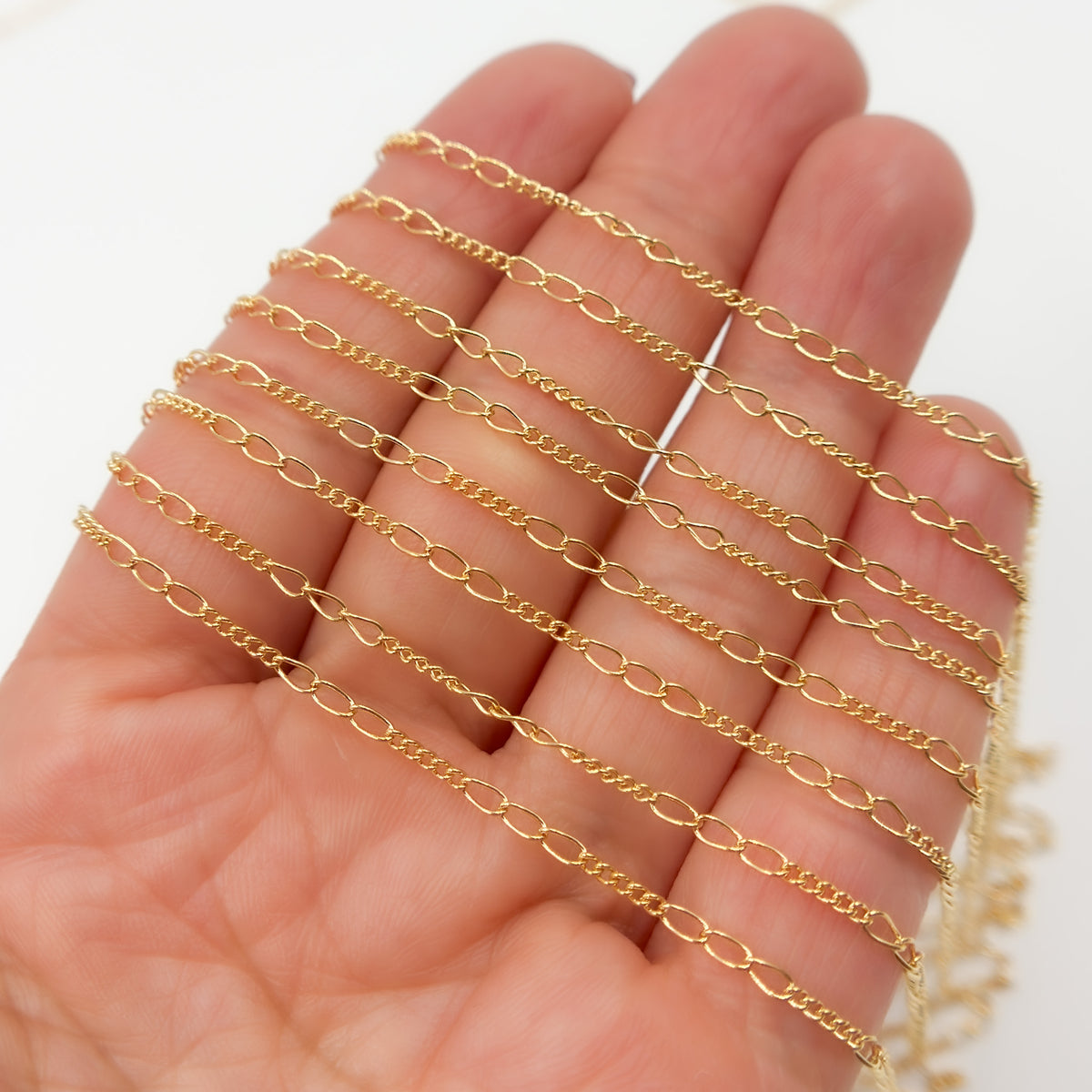 1653CGF. 14k Gold Filled 3 Long and 5 Short Link Chain