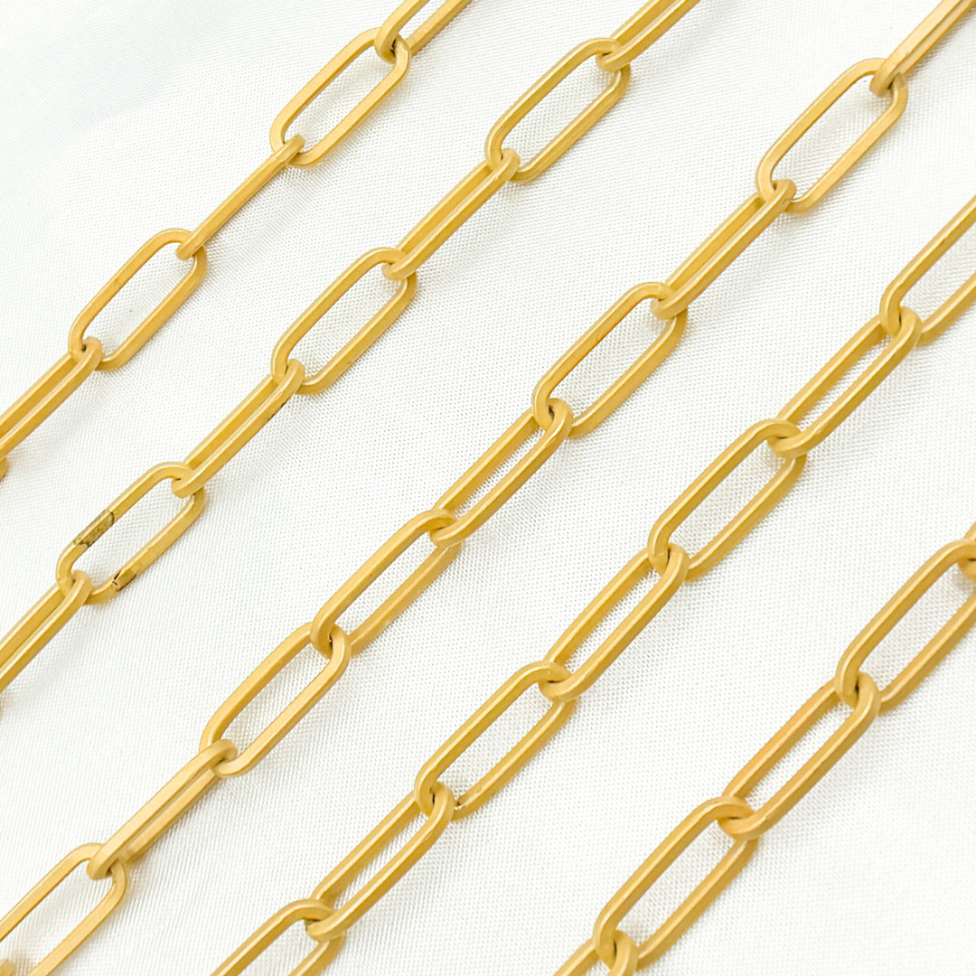 V13GPM. Gold Plated Matt 925 Sterling Silver Flat Paperclip Chain