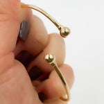 Load image into Gallery viewer, BNZ68617. 14K Solid Gold  Bangle