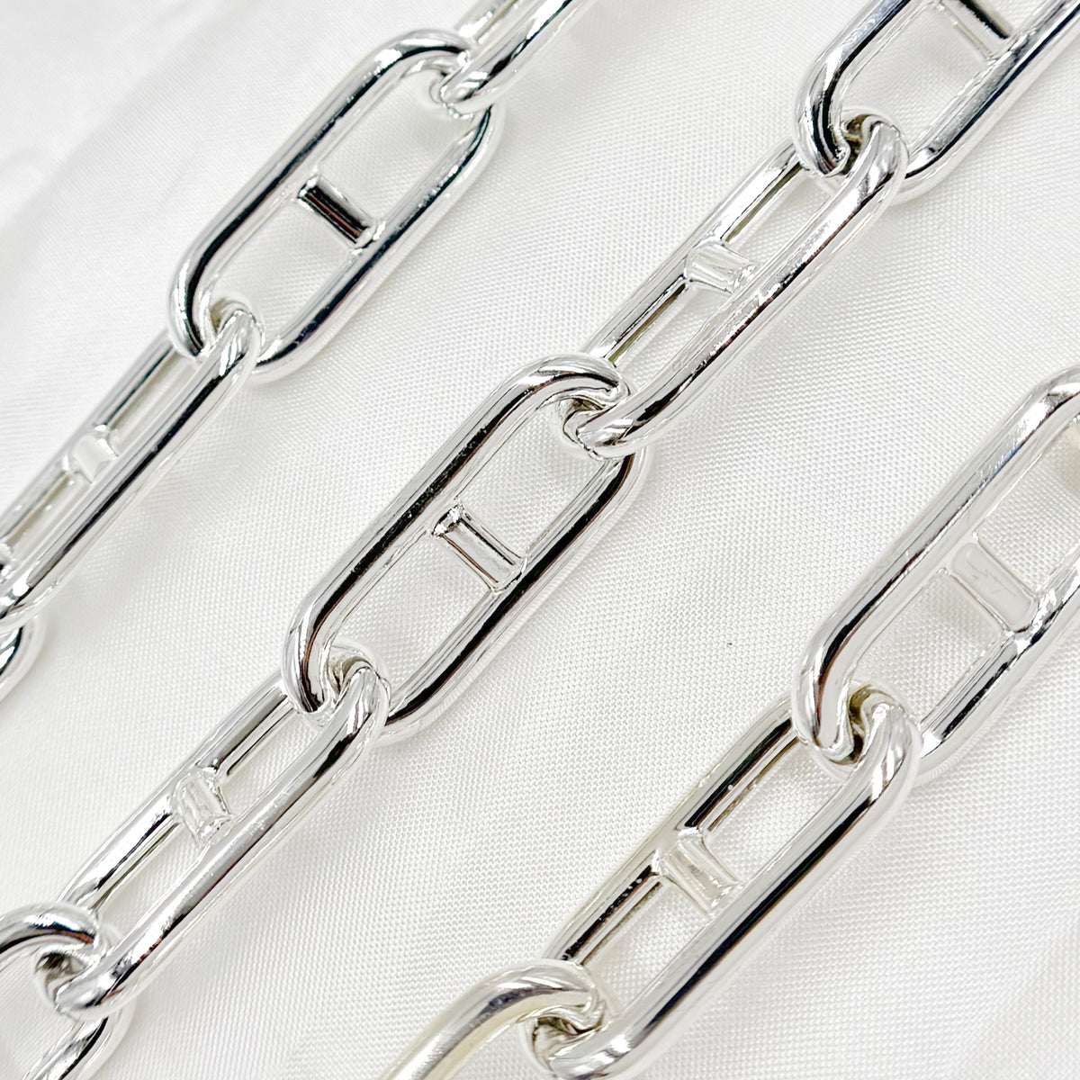 Sterling Silver Hollow Marina Link Chain