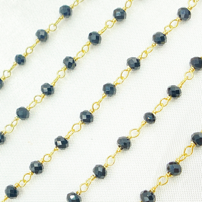 BSP40. Black Spinel Gold Plated Wire Chain