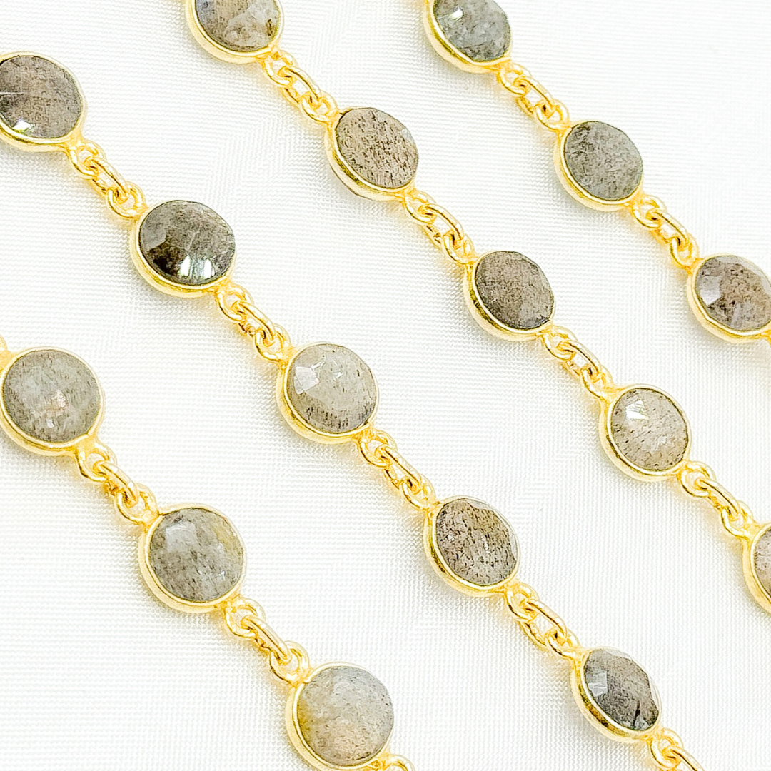 Labradorite Round Shape Bezel Gold Plated Wire Chain.