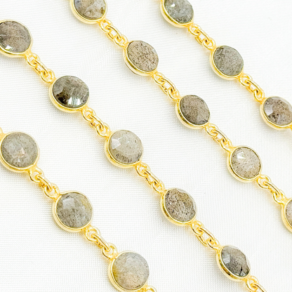Labradorite Round Shape Bezel Gold Plated Wire Chain.