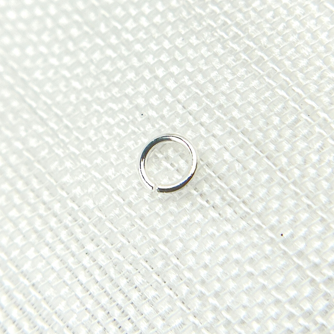 925 Sterling White Silver Open Jump Ring 28 Gauge 3mm. 030DE28SS –  JewelsandChains