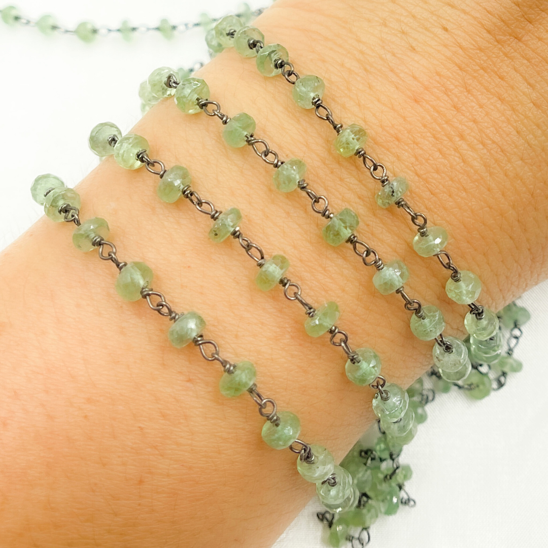 Green Kyanite Oxidized Wire Chain