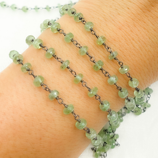 Green Kyanite Oxidized Wire Chain