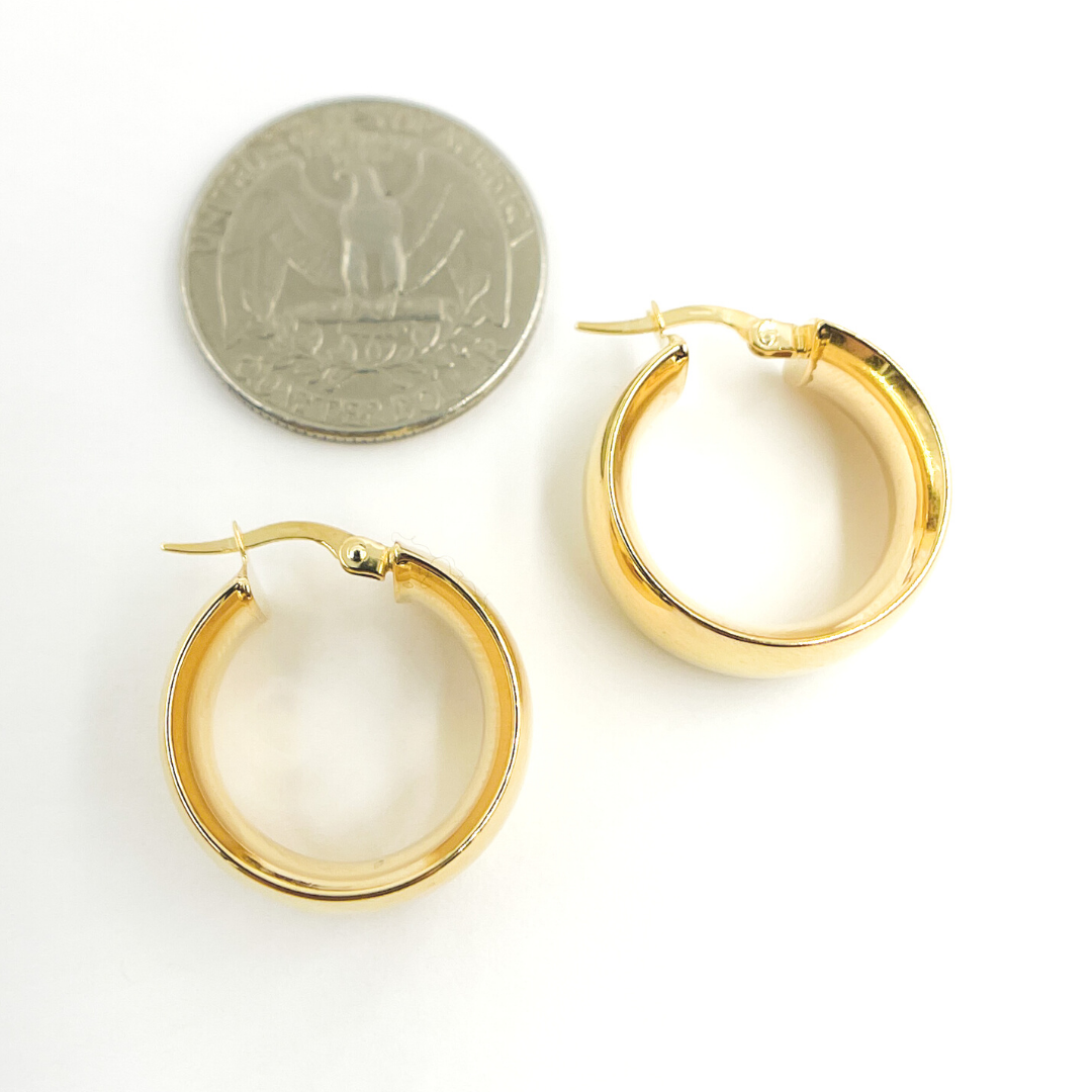 14K Solid Gold Smooth Hoop Earrings.