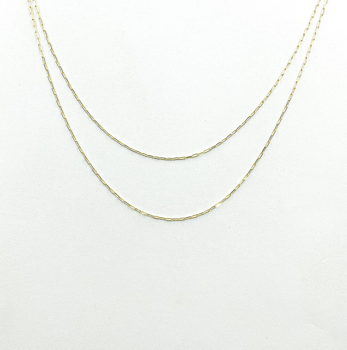 027FVBFVT5. 14k Solid Gold Paperclip Chain