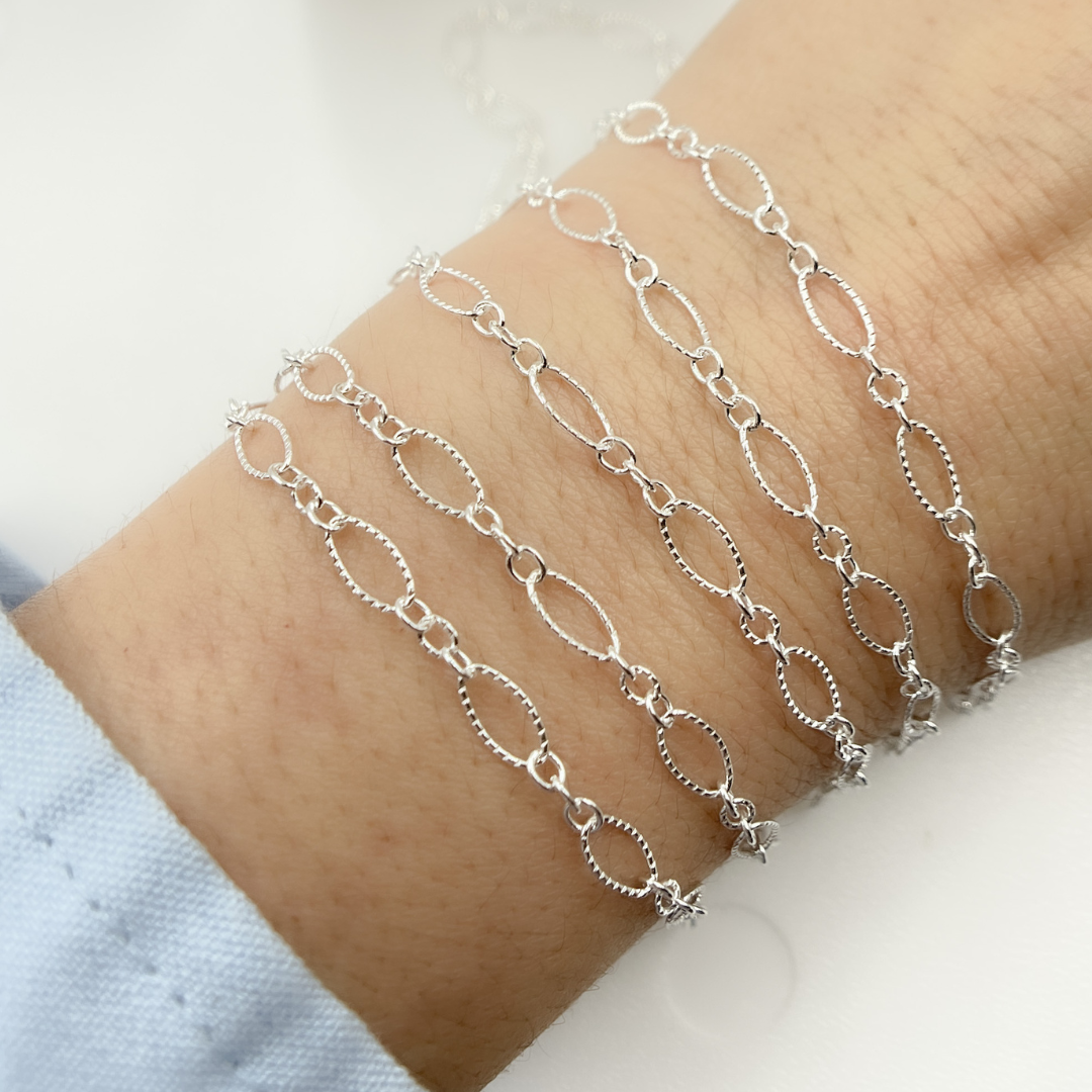 925 Sterling Silver Twisted Oval and Round Link Chain. 738TWSS