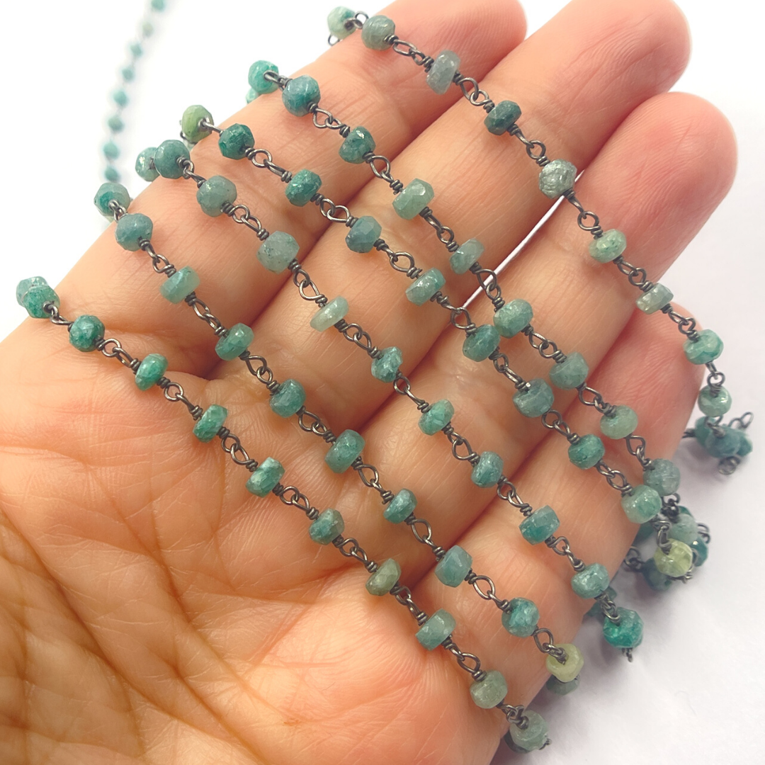 Dyed Emerald Oxidized Wire Chain