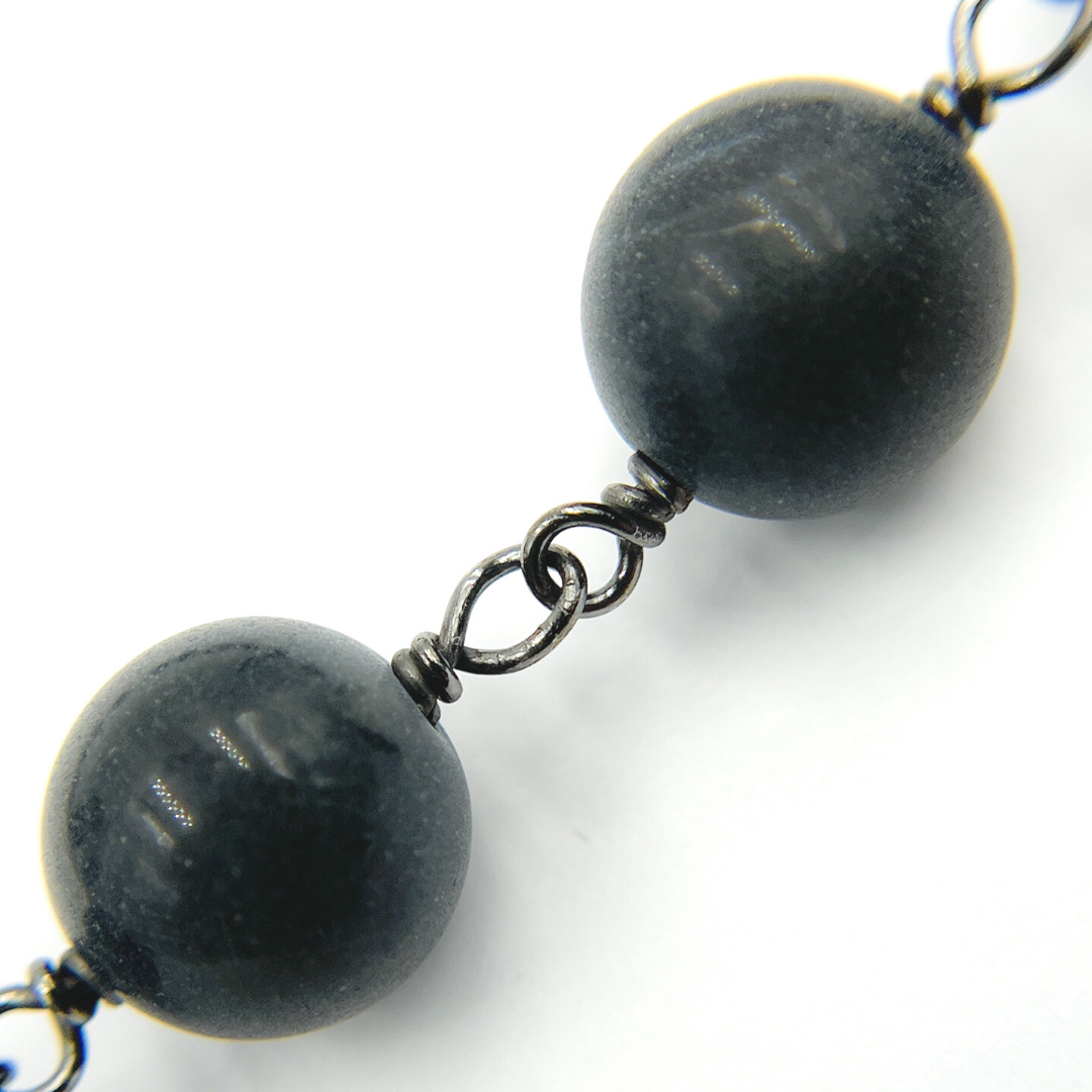 Black Onyx Gemstone Round Shape Chain.