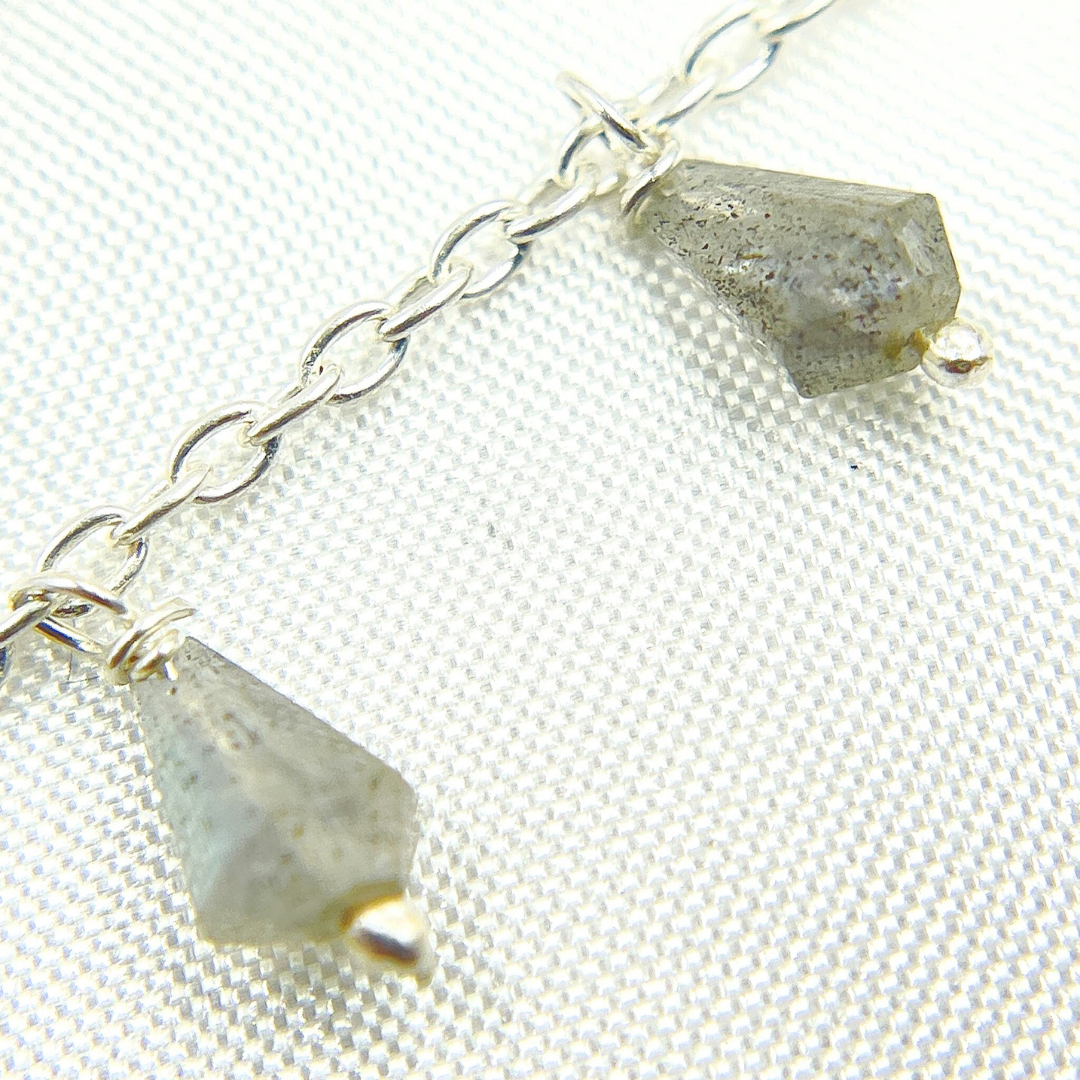 Labradorite Drop Dangle 925 Sterling Silver Wire Chain. LAB108