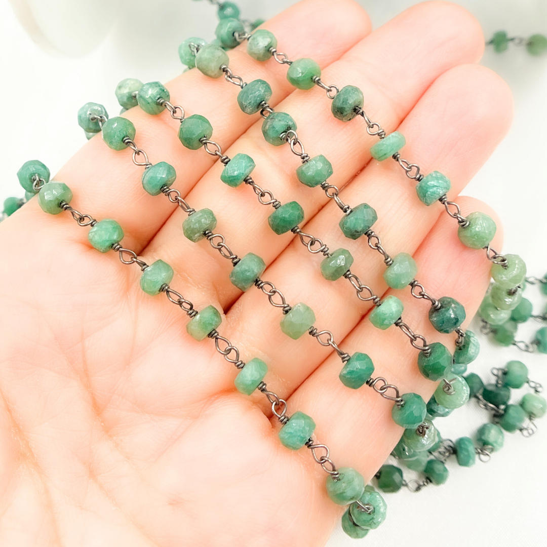Dyed Emerald Oxidized Wire Chain.