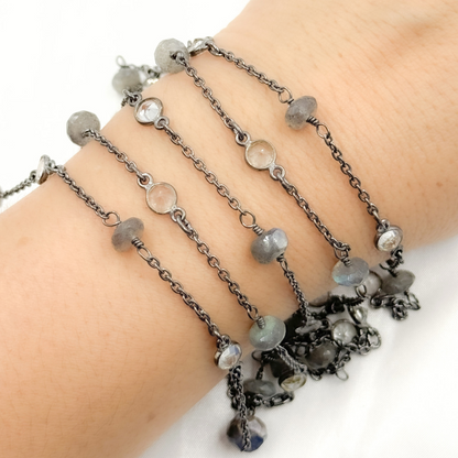 Labradorite & White Topaz Oxidized Connected Wire Chain.