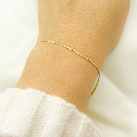 14K41 Bracelet. 14K Solid Yellow Gold Herringbone Bracelet