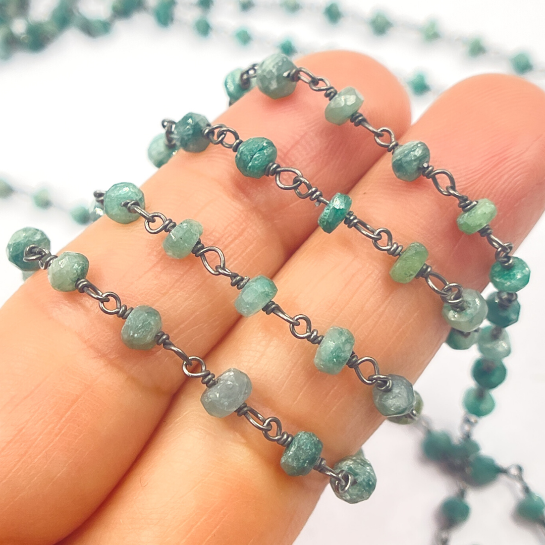 Dyed Emerald Oxidized Wire Chain