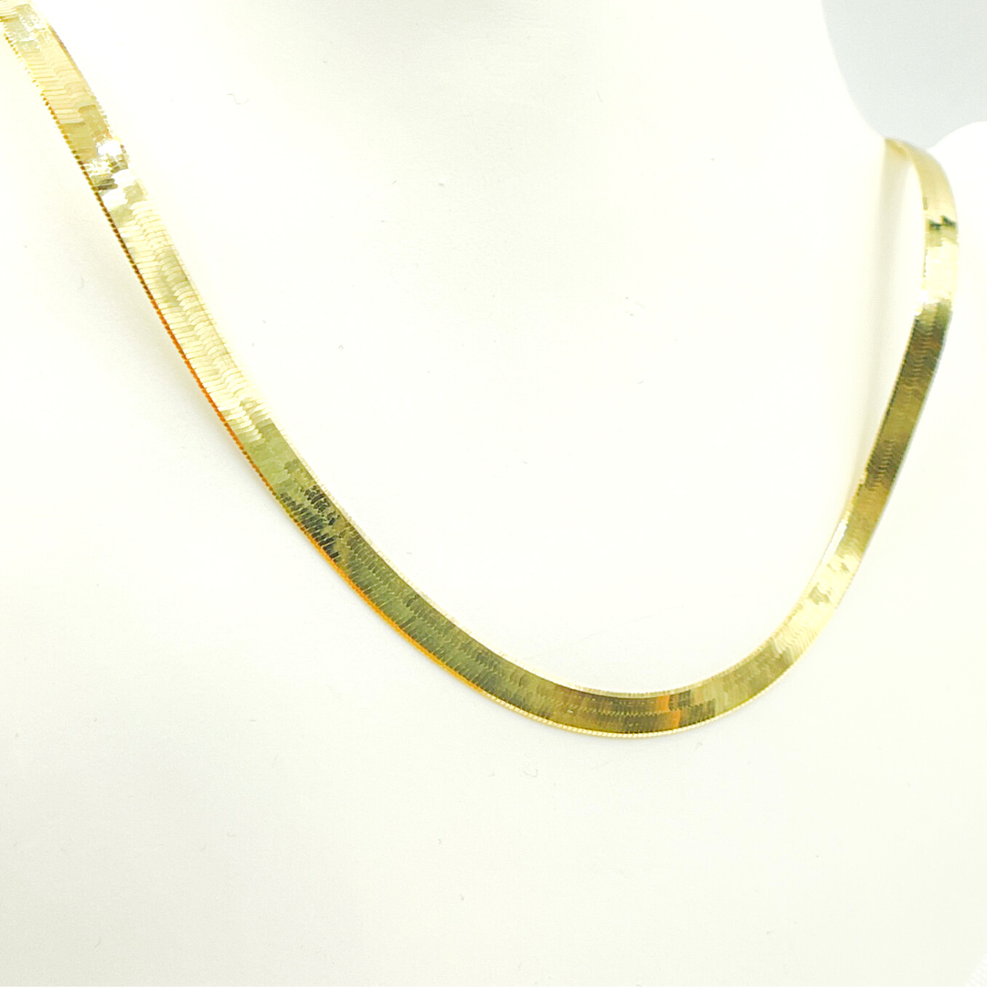 040G2CPY4L001. 14K Solid Gold Herringbone Chain