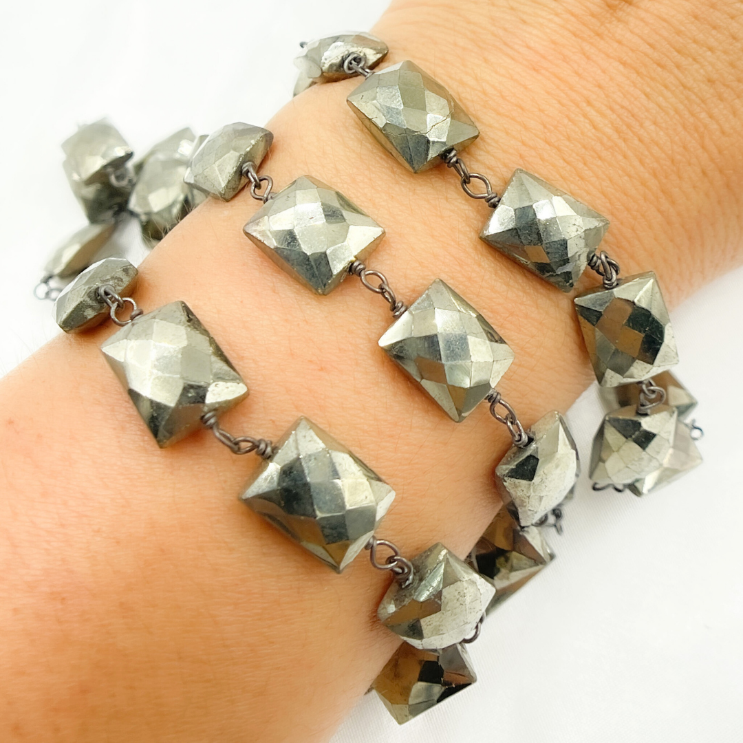 Steel Pyrite Rectangular Shape Oxidized Wire Chain. PYR38