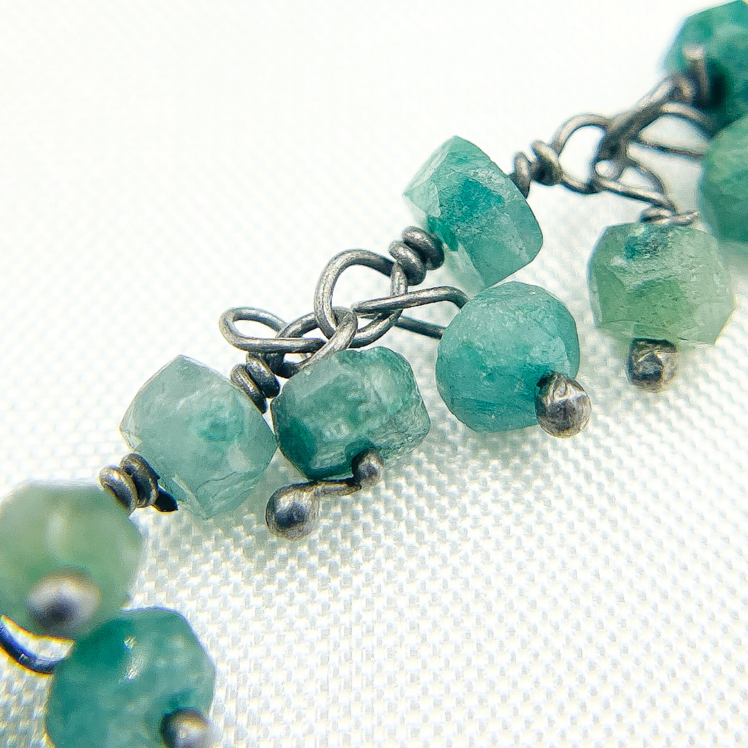 Emerald Cluster Dangle 3.5mm Oxidized Wire Chain. EME9