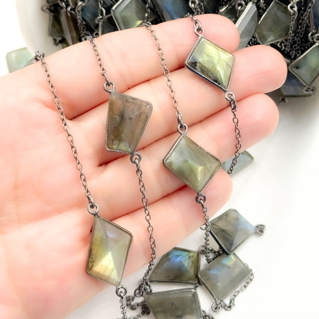 Labradorite Rectangle Shape Bezel Oxidized Connected Wire Chain. LAB116