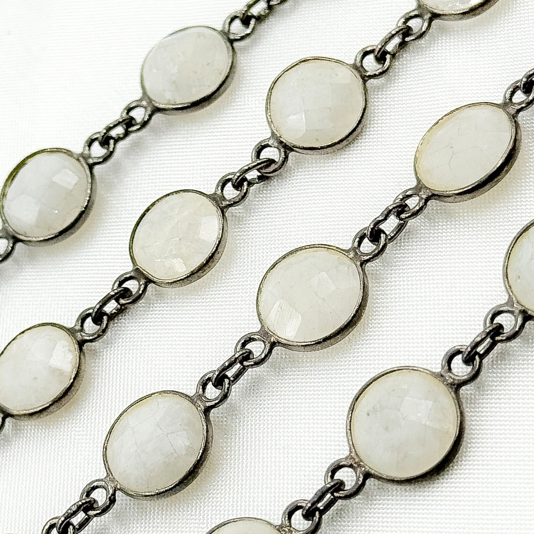White Moonstone Round Shape Bezel Oxidized Wire Chain