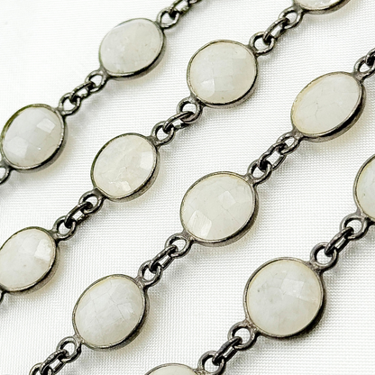 White Moonstone Round Shape Bezel Oxidized Wire Chain