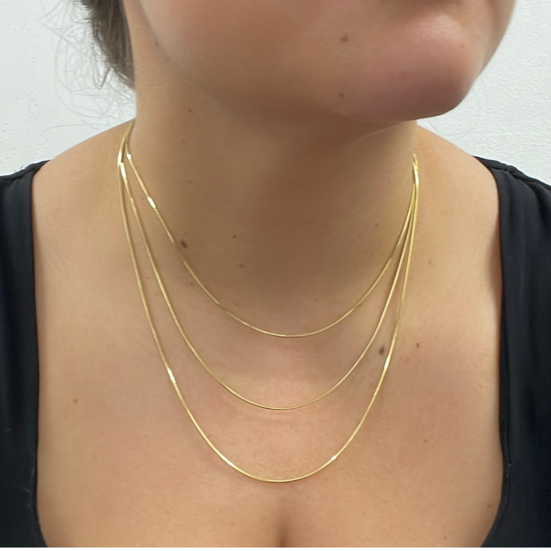 100CCTD. 14k Solid Yellow Gold Snake Necklace