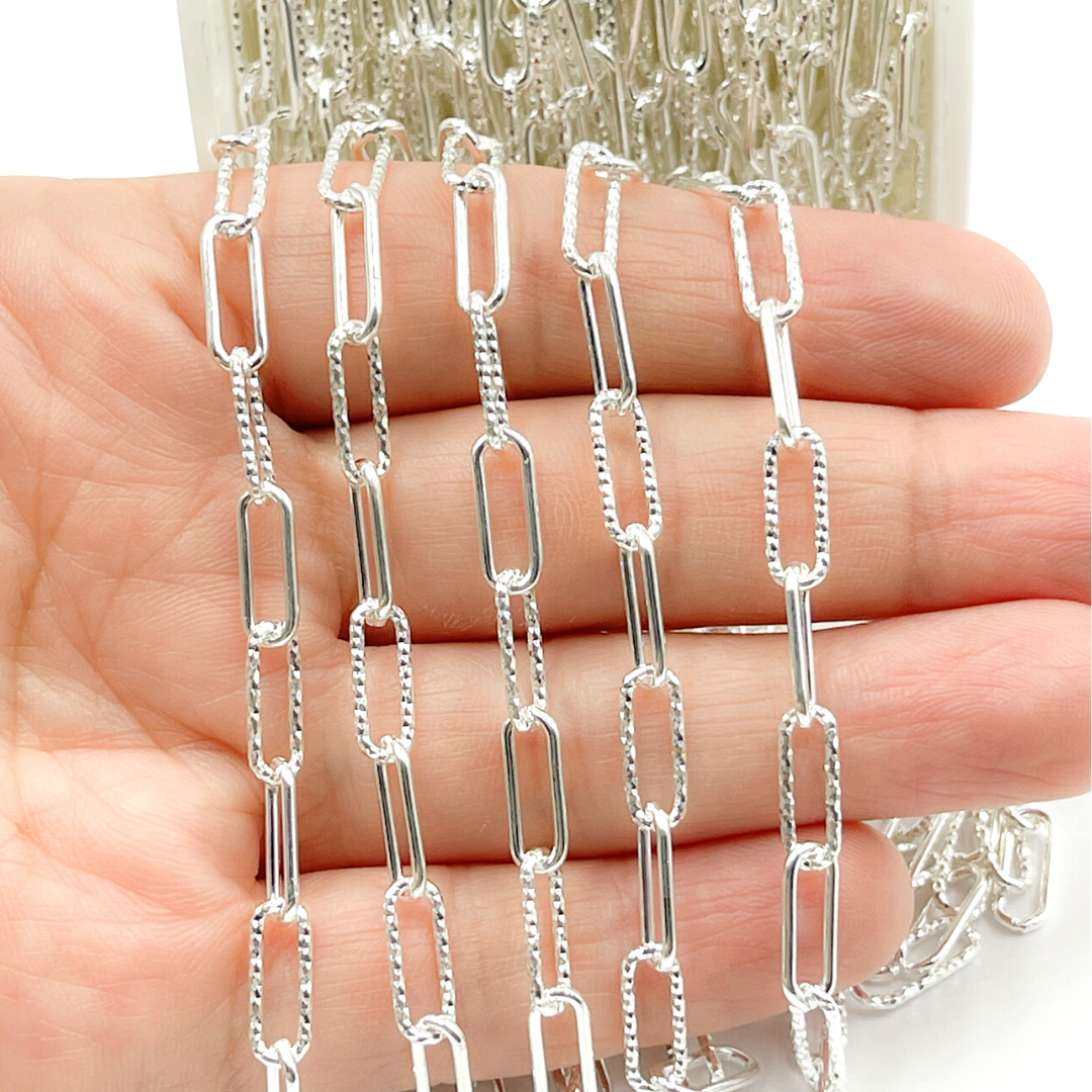 V32SS. 925 Sterling Silver Smooth & Diamond Cut Paperclip Chain.